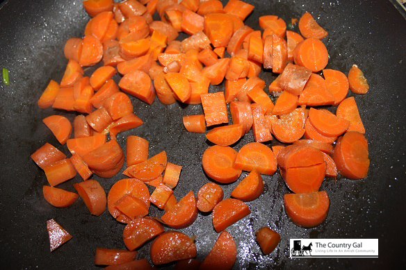 carrots in skillet for soup